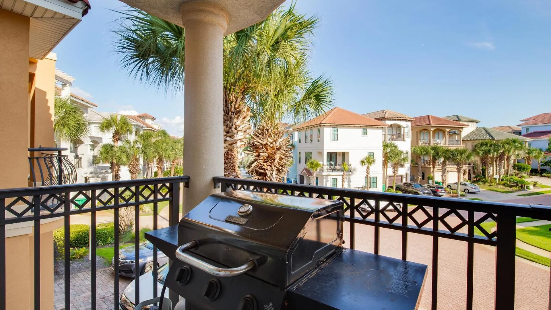 בית נופש דסטין Beach View Rooftop Deck, Community Pool Hot Tub