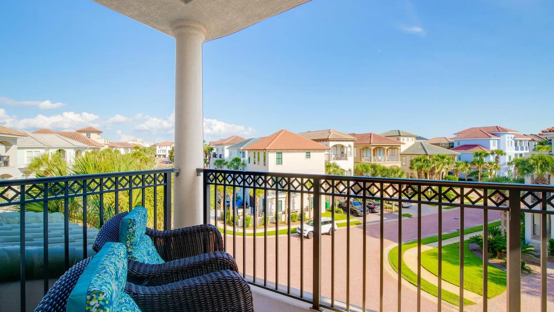 בית נופש דסטין Beach View Rooftop Deck, Community Pool Hot Tub